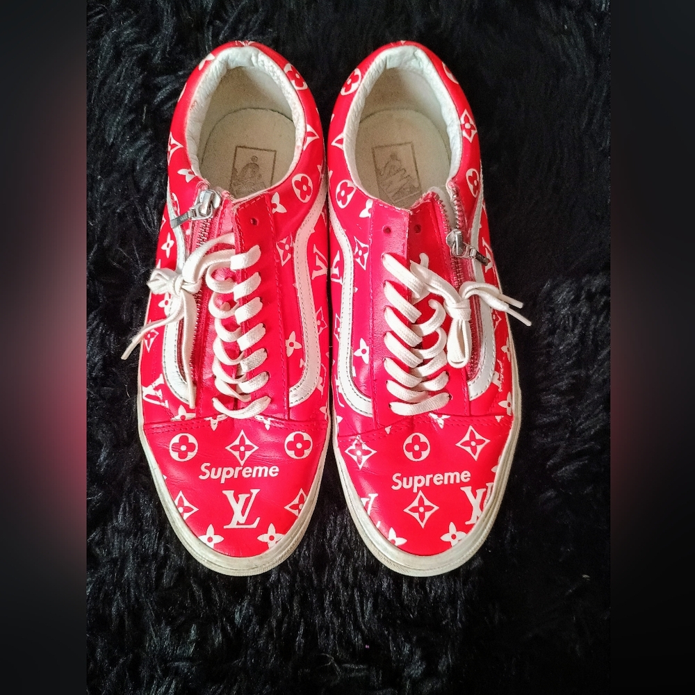 Vans Louis Vuitton Supreme Sneakers Unisex Men's size 9.5 Women's size 11